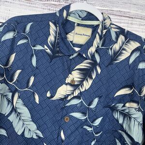 Tommy Bahama Silk Floral Leaf Hawaiian Button Up Short Sleeve Camp Shirt Large